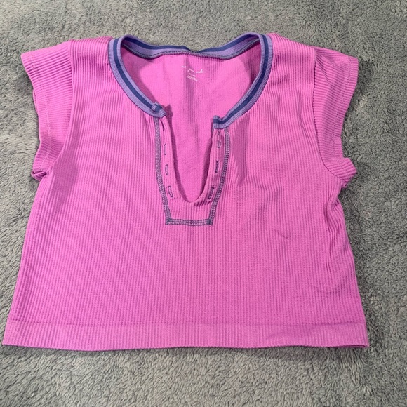 Urban Outfitters Tops - Urban outfitters out from under crop tee M/L